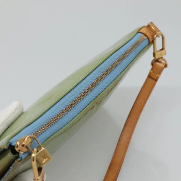 LOUIS VUITTON Monogram Vernis Lexington Pouch Baby Blue LV Auth - Picture 7 of 16